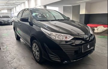 Toyota Yaris 1.5 16V Flex Sedan Xl Live Multidrive - Foto #4