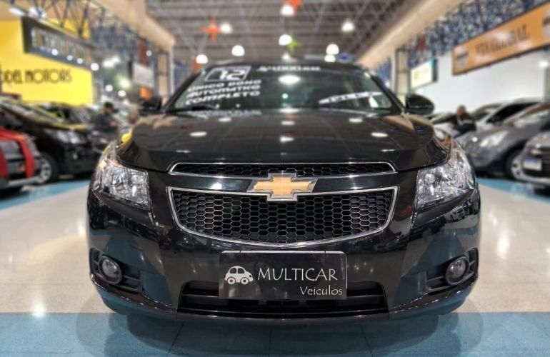Chevrolet Cruze 1.8 LT 16V Sedan - Foto #2
