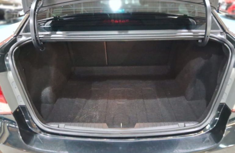 Chevrolet Cruze 1.8 LT 16V Sedan - Foto #7