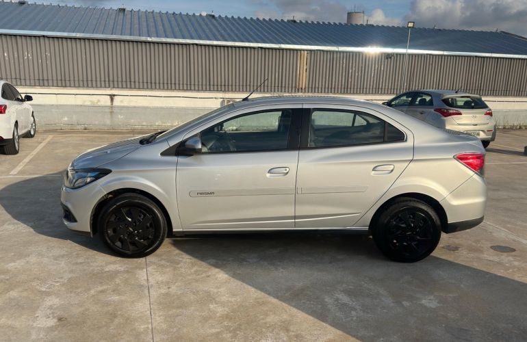 Chevrolet Prisma 1.4 MPFi LT 8v - Foto #2