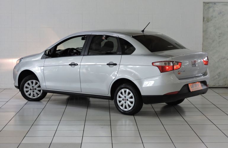 Fiat Grand Siena 1.4 MPi Attractive 8v - Foto #2