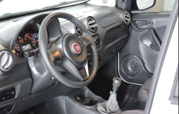 Fiat Grand Siena 1.4 MPi Attractive 8v - Foto #3