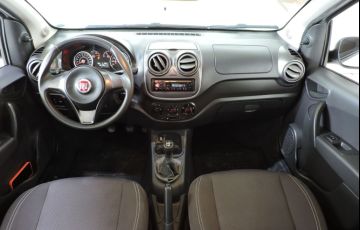 Fiat Grand Siena 1.4 MPi Attractive 8v - Foto #10