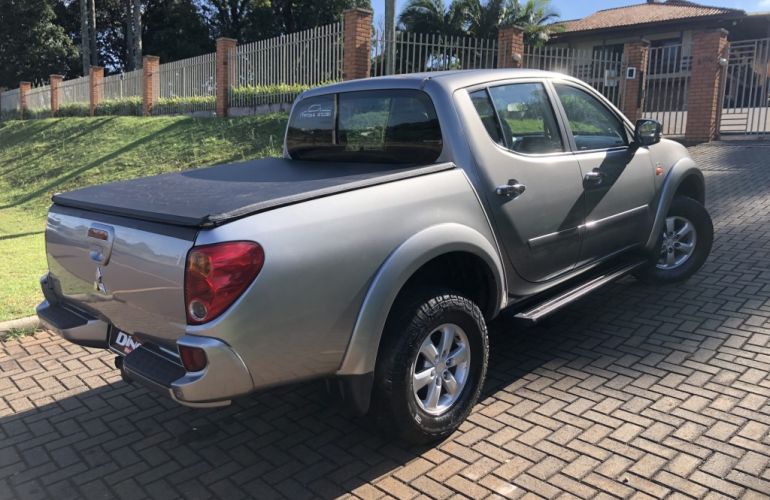 Mitsubishi L 200 Triton HPE 4x4 3.2 (aut) (cab. dupla) - Foto #3