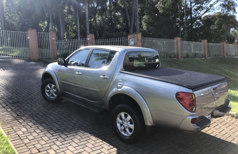 Mitsubishi L 200 Triton HPE 4x4 3.2 (aut) (cab. dupla) - Foto #4