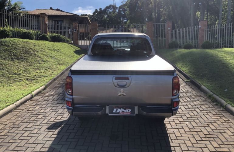 Mitsubishi L 200 Triton HPE 4x4 3.2 (aut) (cab. dupla) - Foto #5
