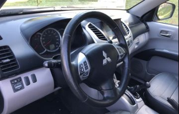 Mitsubishi L 200 Triton HPE 4x4 3.2 (aut) (cab. dupla) - Foto #8