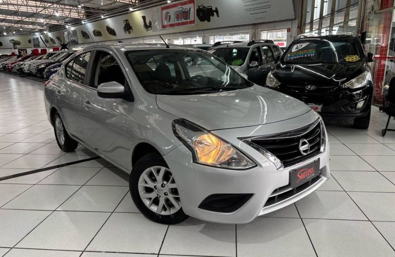 Nissan Versa 1.6 SV 16v - Foto #5