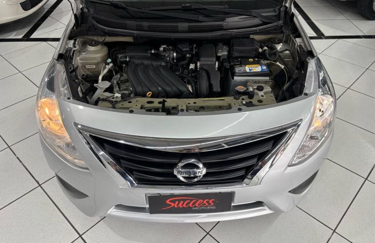 Nissan Versa 1.6 SV 16v - Foto #7