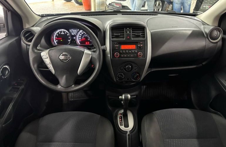 Nissan Versa 1.6 SV 16v - Foto #9