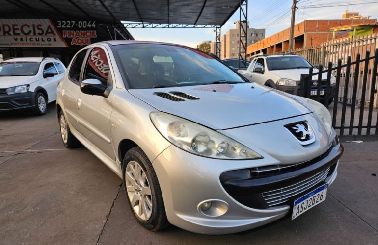 Peugeot 207 Hatch XS 1.6 16V (flex) (aut) - Foto #6