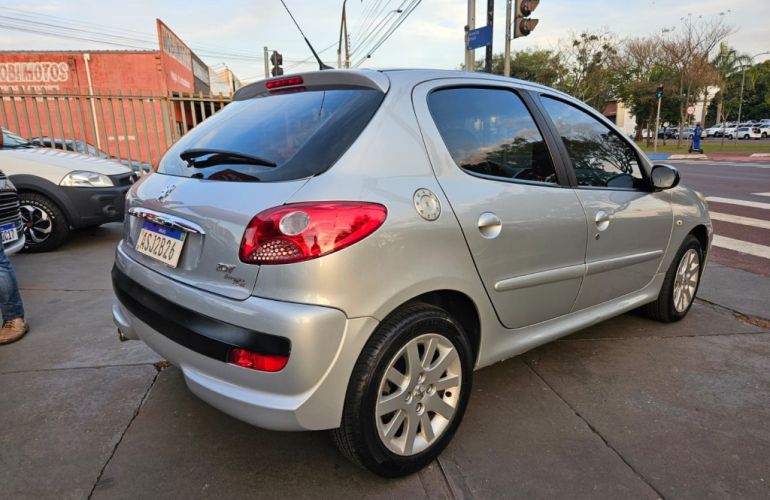 Peugeot 207 Hatch XS 1.6 16V (flex) (aut) - Foto #8