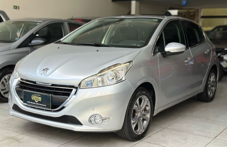 Peugeot 208 1.6 Griffe 16v - Foto #3