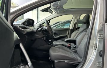 Peugeot 208 1.6 Griffe 16v - Foto #8