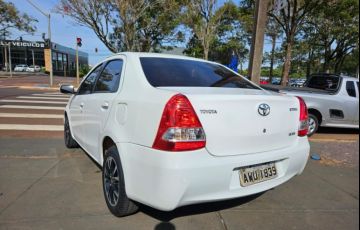 Toyota Etios Sedan XS 1.5 (Flex) - Foto #7