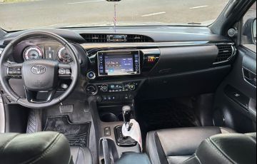 Toyota Hilux 2.8 Power Pack 4x4 CD 16v - Foto #5