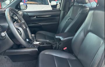 Toyota Hilux 2.8 Power Pack 4x4 CD 16v - Foto #7