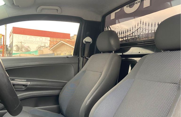 Volkswagen Saveiro 1.6 (Flex) - Foto #4