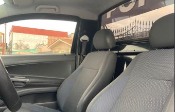 Volkswagen Saveiro 1.6 (Flex) - Foto #4