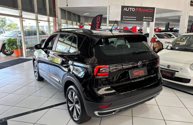 Volkswagen T-cross 1.0 200 TSi Comfortline - Foto #4