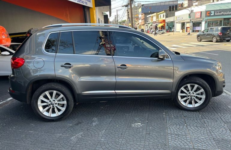 Volkswagen Tiguan 2.0 TSi 16V Turbo - Foto #4