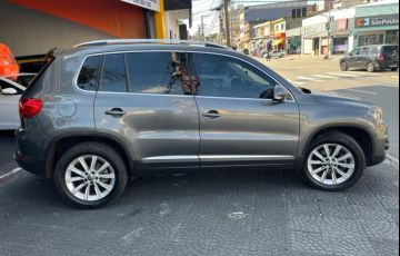 Volkswagen Tiguan 2.0 TSi 16V Turbo - Foto #4