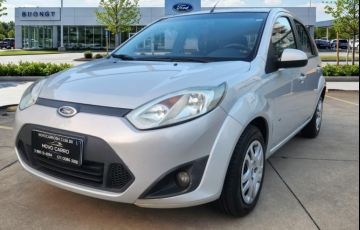 Ford Fiesta 1.6 Rocam Hatch 8V Flex 4p Manual