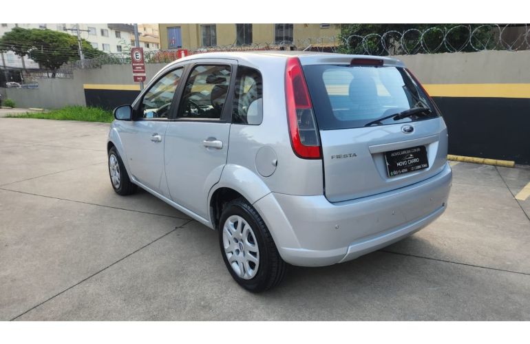 Ford Fiesta 1.6 Rocam Hatch 8V Flex 4p Manual - Foto #6