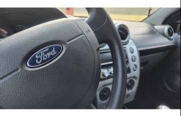 Ford Fiesta 1.6 Rocam Hatch 8V Flex 4p Manual - Foto #9