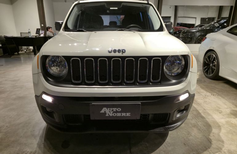 Jeep Renegade 1.8 16V Sport - Foto #2