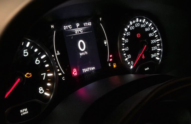 Jeep Renegade 1.8 16V Sport - Foto #6