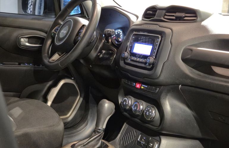 Jeep Renegade 1.8 16V Sport - Foto #7