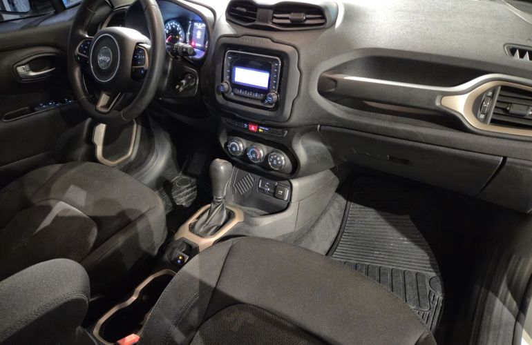 Jeep Renegade 1.8 16V Sport - Foto #10