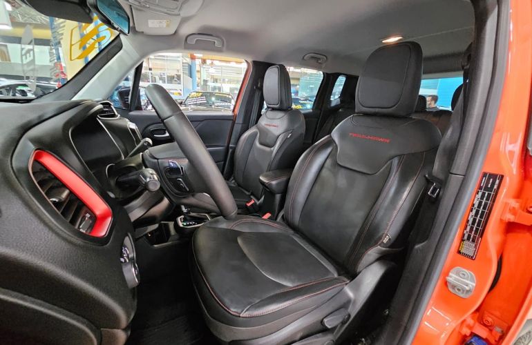 Jeep Renegade 1.3 T270 Turbo Trailhawk 4x4 - Foto #5