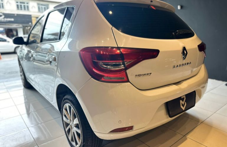 Renault Sandero 1.0 12v Sce Flex Zen Manual - Foto #6