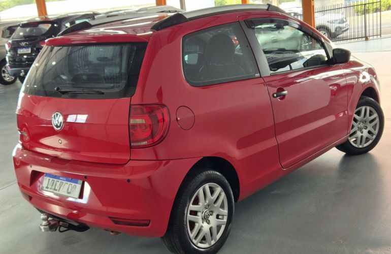 Volkswagen Fox 1.0 8V (Flex) 2p - Foto #4
