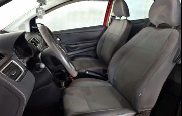 Volkswagen Fox 1.0 8V (Flex) 2p - Foto #6