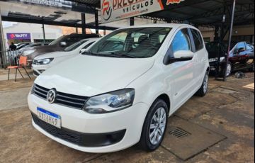 Volkswagen Fox 1.6 8V (Flex) - Foto #5