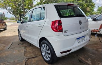 Volkswagen Fox 1.6 8V (Flex) - Foto #10