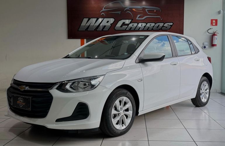 Chevrolet Onix 1.0 LT - Foto #2