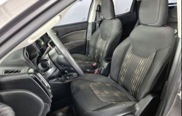 Fiat Toro 1.8 Endurance (Aut) - Foto #8