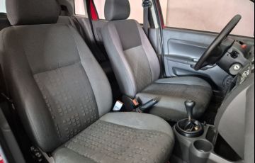 Ford Fiesta Hatch 1.0 - Foto #7