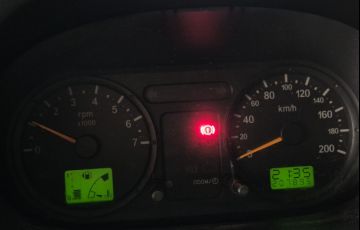Ford Fiesta Hatch 1.0 - Foto #10