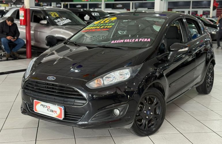 Ford Fiesta 1.6 SE Hatch 16v - Foto #3