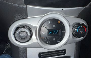 Ford Fiesta 1.6 SE Hatch 16v - Foto #7