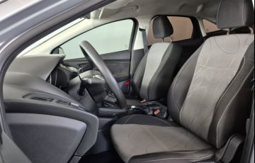 Ford Focus Fastback SE 2.0 PowerShift - Foto #7