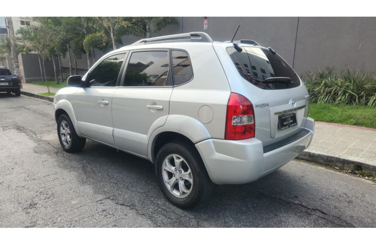 Hyundai Tucson 2.0 MPFi GLS 16V 143cv 2WD Flex 4p Automático - Foto #4