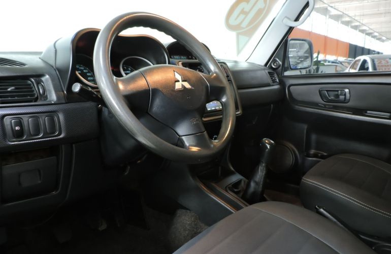 Mitsubishi Pajero Tr4 2.0 4x2 16V 140cv - Foto #3