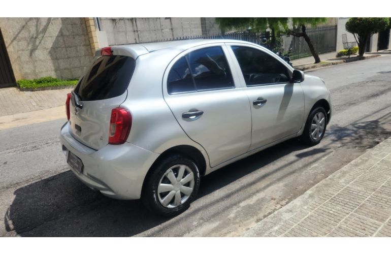 Nissan March 1.0 S 12v Flex 4p Manual - Foto #3