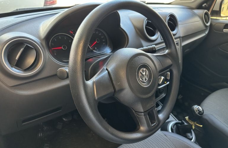 Volkswagen Gol 1.0 - Foto #4